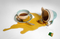 N°T03 - Tasse, cuillère, sachet de thé, résine - Collection privée